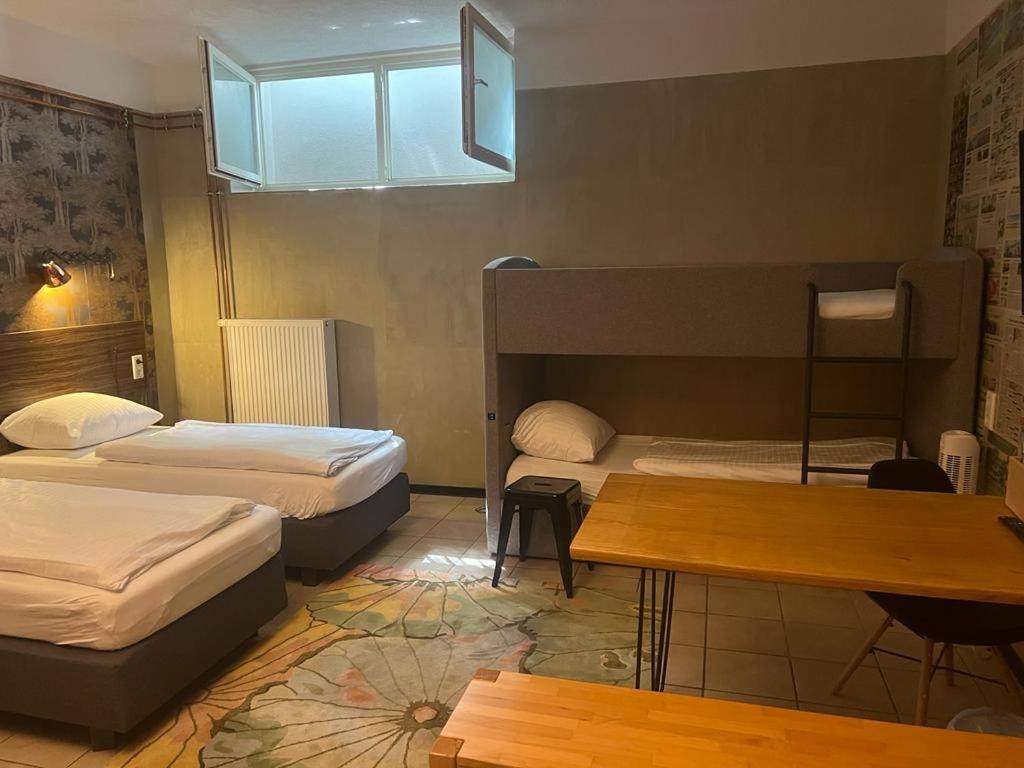 Koby Work&Stay Souterrain Apartment, Wifi&Komfort Herford Luaran gambar